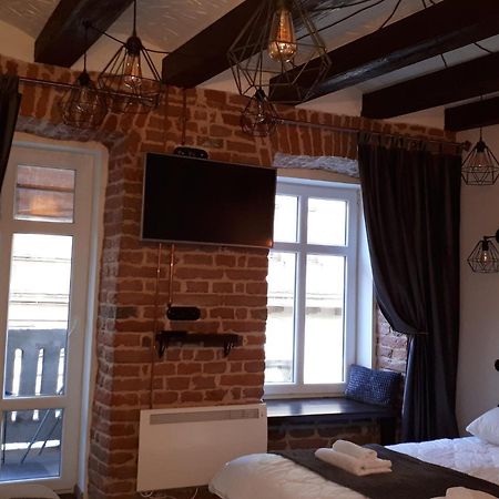 Loft Апартаменти З Балконом В Центрі Львова Bagian luar foto