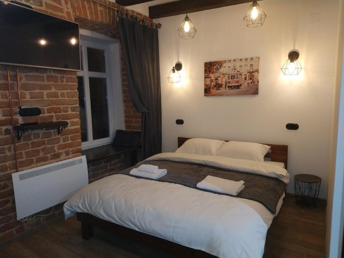 Loft Апартаменти З Балконом В Центрі Львова Bagian luar foto